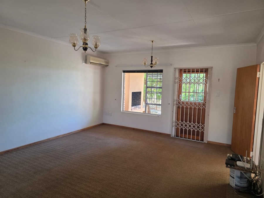  Bedroom Property for Sale in West Bank Western Cape